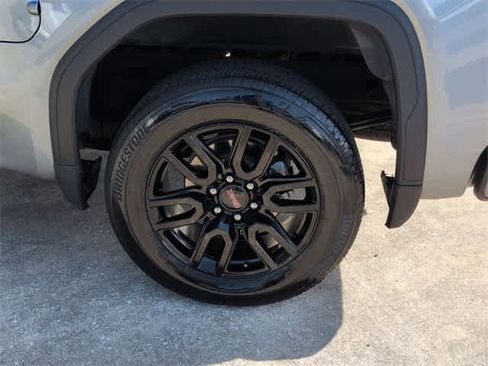 Used 2024 GMC Sierra 1500 Elevation image 14