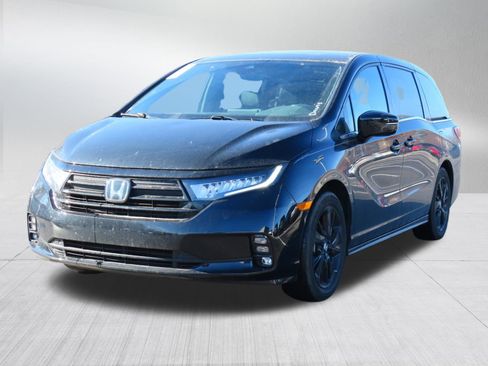 Used 2023 Honda Odyssey Sport image 3