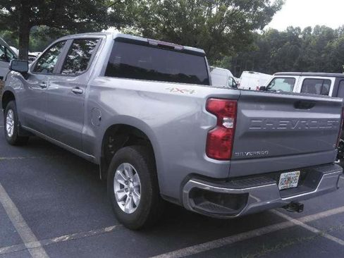 Used 2025 Chevrolet Silverado 1500 LT AWD/4WD image 2