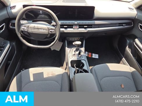 Used 2025 Kia K4 FWD image 9