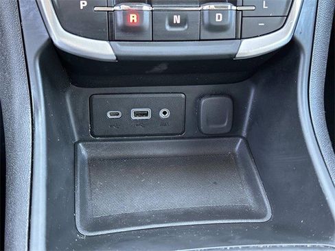 Certified 2024 GMC Terrain SLE image 23