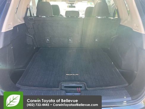 Used 2025 Nissan Rogue SV AWD/4WD image 29