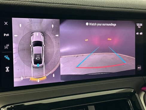 Used 2025 Porsche Panamera RWD image 25