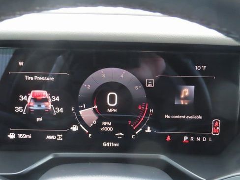 Used 2026 GMC Acadia Elevation image 35