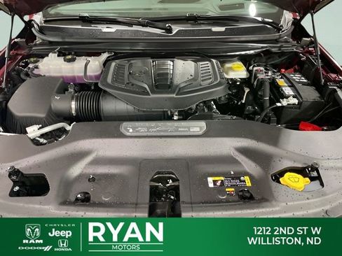 New 2025 Jeep Wagoneer Series II w/ Convenience Group I image 15