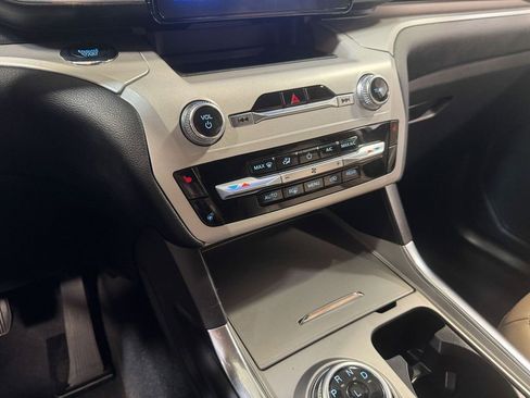 Used 2023 Ford Explorer XLT w/ Equipment Group 202A image 83