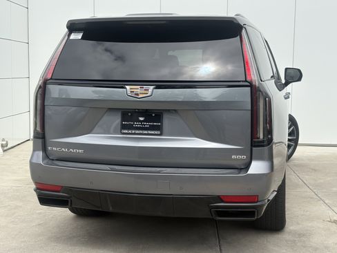 Used 2021 Cadillac Escalade ESV Sport Platinum AWD/4WD image 6