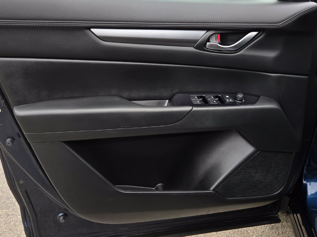 Used 2019 MAZDA CX-5 Touring FWD image 10