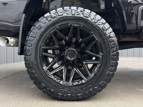 Used 2024 Ford F250 Lariat w/ Lariat Ultimate Package image 11