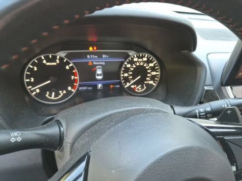 Used 2023 Nissan Altima 2.5 SR w/ SR Premium Package FWD image 19