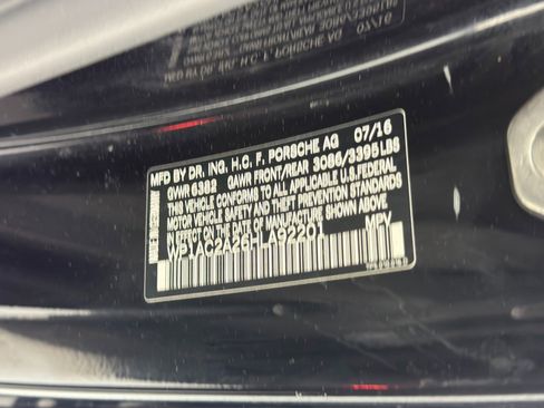 Used 2017 Porsche Cayenne Turbo image 45