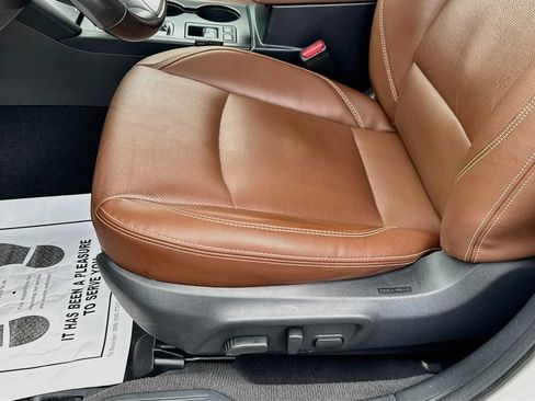 Used 2018 Subaru Outback 2.5i Touring AWD/4WD image 23