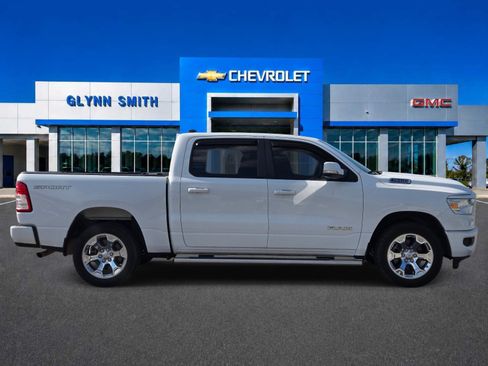 Used 2022 RAM 1500 Big Horn AWD/4WD image 6