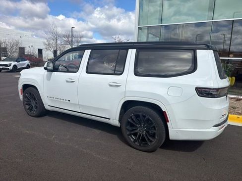 Used 2022 Jeep Grand Wagoneer Series II w/ Quick Order Packagew 28T image 5