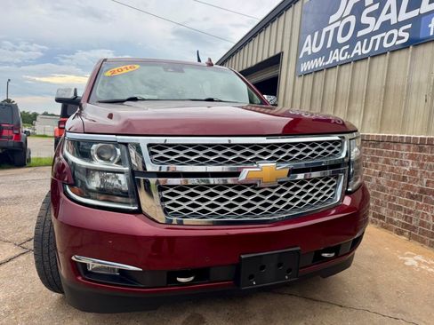 Used 2016 Chevrolet Suburban LTZ AWD/4WD image 3
