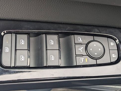 New 2026 Nissan Pathfinder Platinum FWD image 12