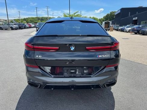 Used 2022 BMW X6 M50i w/ Premium Package AWD/4WD image 8