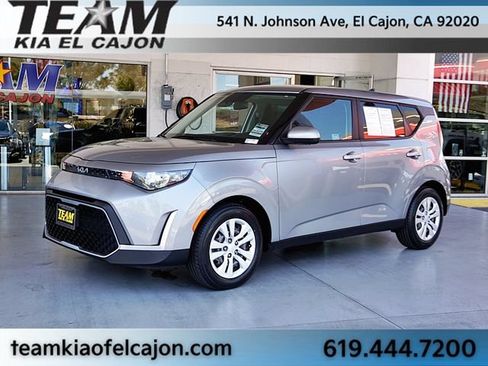 Used 2023 Kia Soul LX FWD image 5