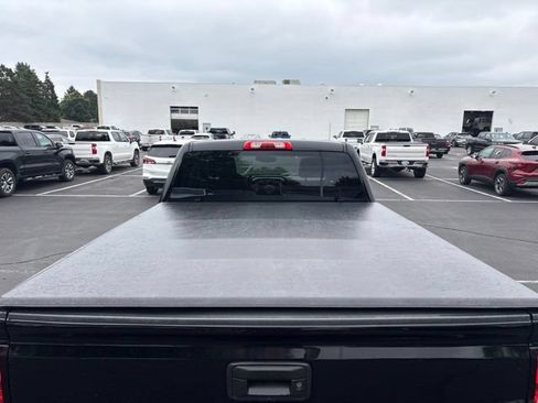 Used 2018 Chevrolet Silverado 1500 LT w/ All Star Edition AWD/4WD image 8
