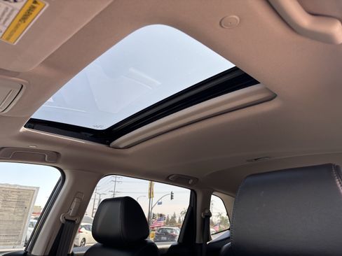 Used 2024 Honda CR-V EX-L image 33