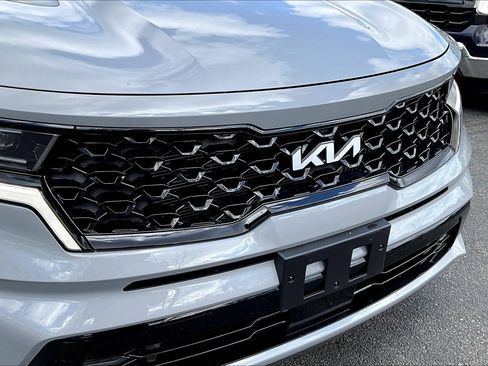 Used 2023 Kia Sorento SX AWD/4WD image 24