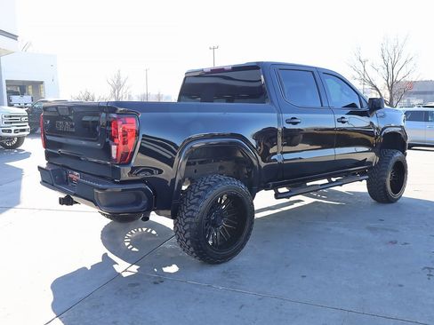 Used 2022 GMC Sierra 1500 Elevation w/ LPO, Elevation Black Package image 6