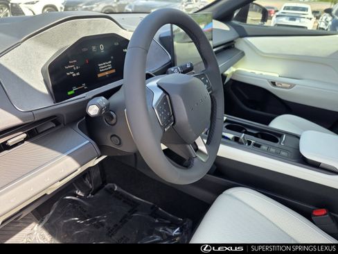 New 2026 Lexus ES 350e FWD image 16