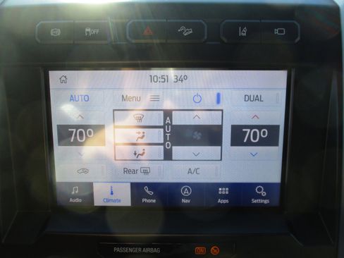 Used 2020 Ford F250 Platinum w/ FX4 Off-Road Package image 30