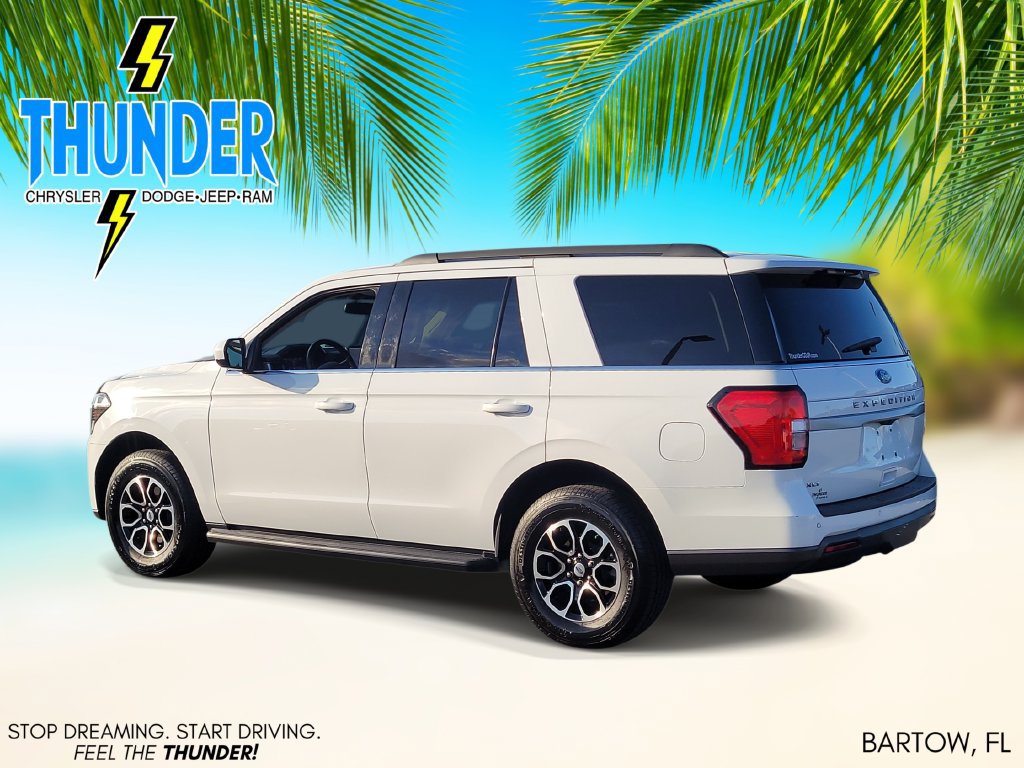Used 2022 Ford Expedition XLT RWD image 3