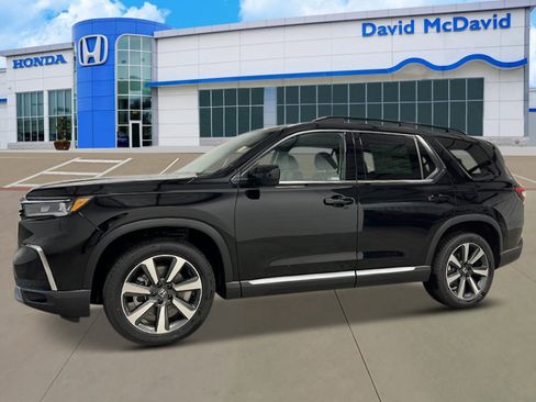 New 2025 Honda Pilot Touring image 2