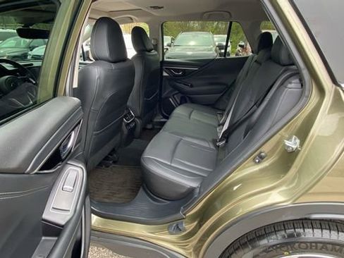 Used 2022 Subaru Outback Limited AWD/4WD image 32