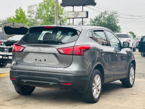 Used 2018 Nissan Rogue Sport S w/ S Appearance Package FWD image 6