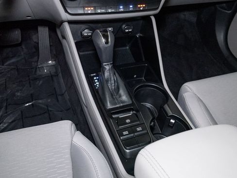 Used 2019 Hyundai Tucson Value FWD image 20
