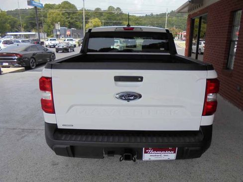 Used 2024 Ford Maverick XLT FWD image 4