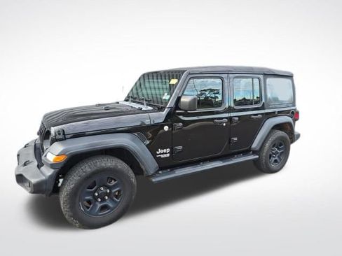 Used 2018 Jeep Wrangler Unlimited Sport image 3