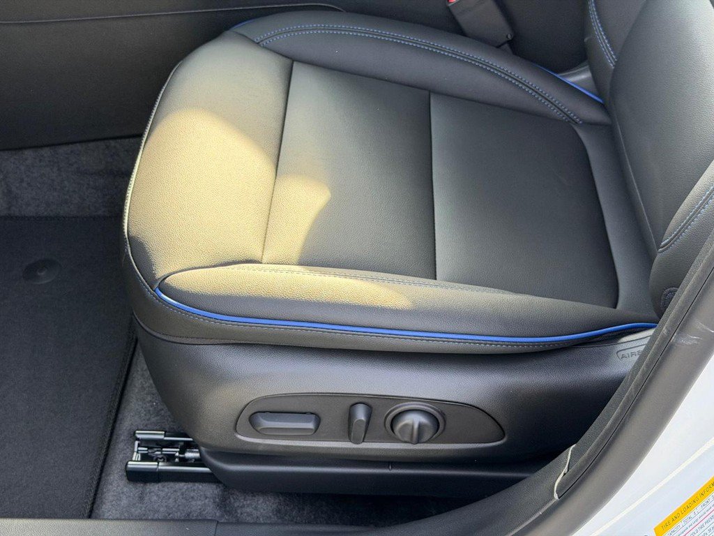 New 2026 Buick Envista Sport Touring w/ Convenience I Package FWD image 23