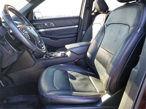 Used 2018 Ford Explorer Sport w/ Equipment Group 401A image 27
