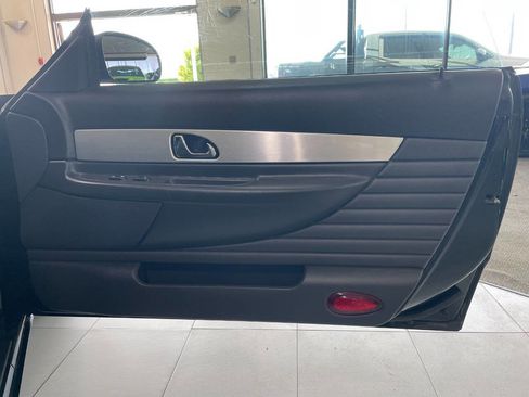 Used 2002 Ford Thunderbird Deluxe image 17