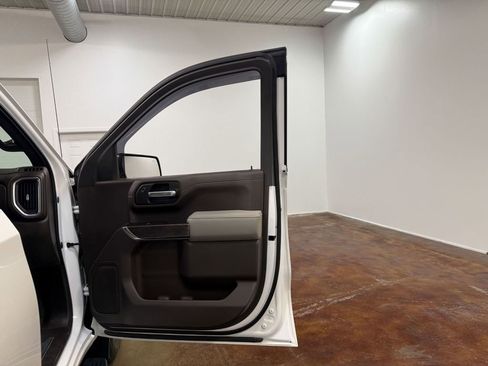 Used 2019 Chevrolet Silverado 1500 LTZ w/ LTZ Plus Package image 64