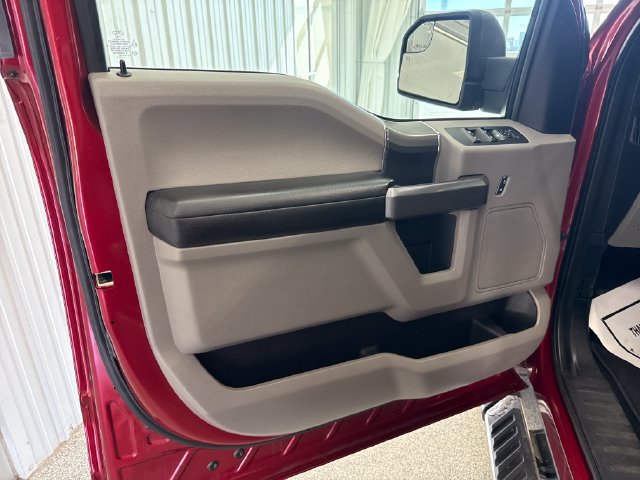 Used 2019 Ford F150 XLT w/ Equipment Group 302A Luxury AWD/4WD image 10