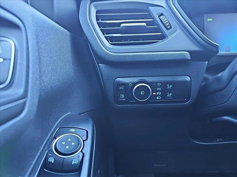 New 2026 Ford Escape SE image 18