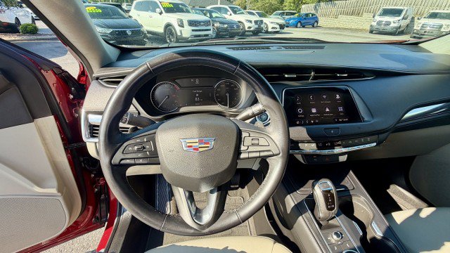 Used 2019 Cadillac XT4 Luxury FWD image 10