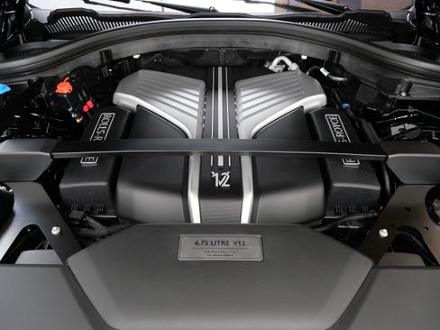 New 2026 Rolls-Royce Cullinan AWD/4WD image 31