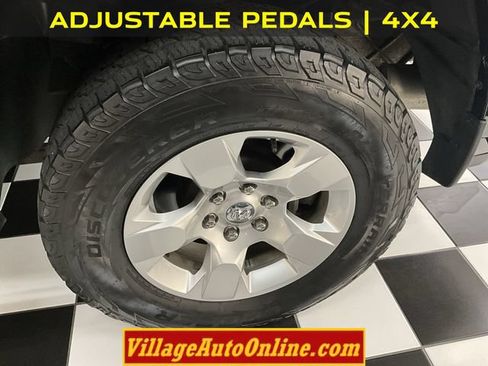 Used 2021 RAM 1500 Big Horn AWD/4WD image 10