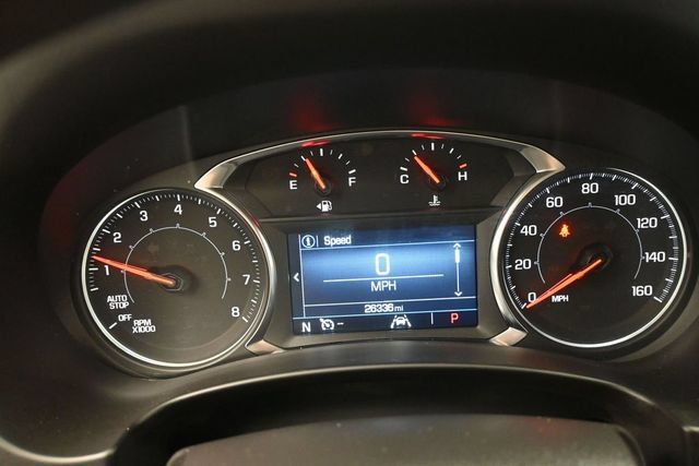 Used 2024 GMC Terrain SLE w/ Driver Convenience Package FWD image 9