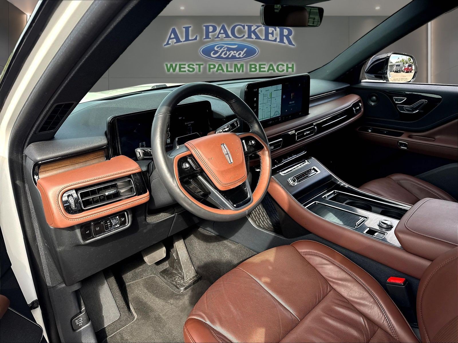 Used 2025 Lincoln Aviator Reserve RWD image 17