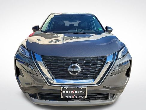 Used 2023 Nissan Rogue S image 8