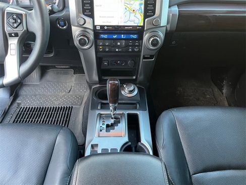 Used 2022 Toyota 4Runner Limited image 19