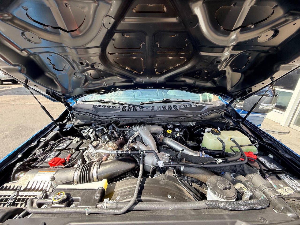 Used 2021 Ford F350 Lariat AWD/4WD image 45