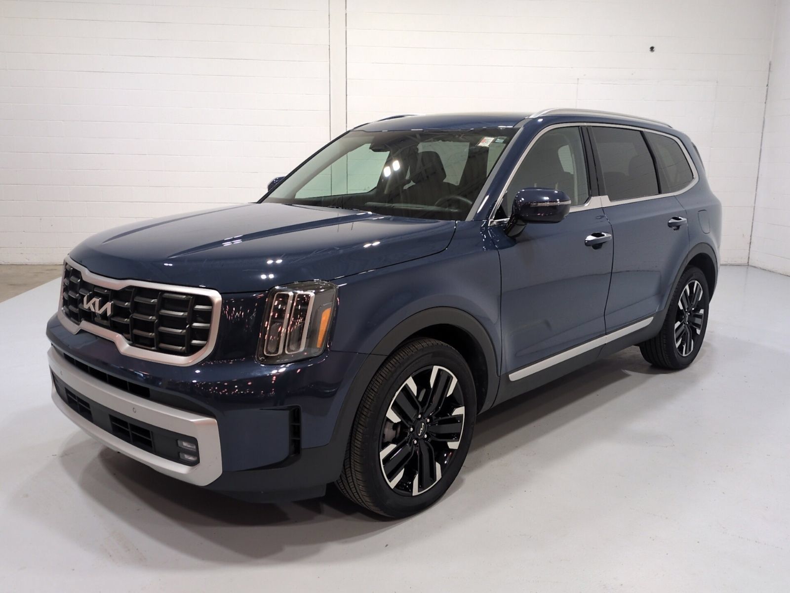 Certified 2024 Kia Telluride SX Prestige AWD/4WD image 7